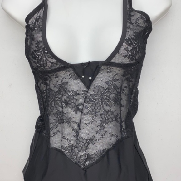 NWOT Triumph BLK Chemise, L. *P1040 - Picture 1 of 7